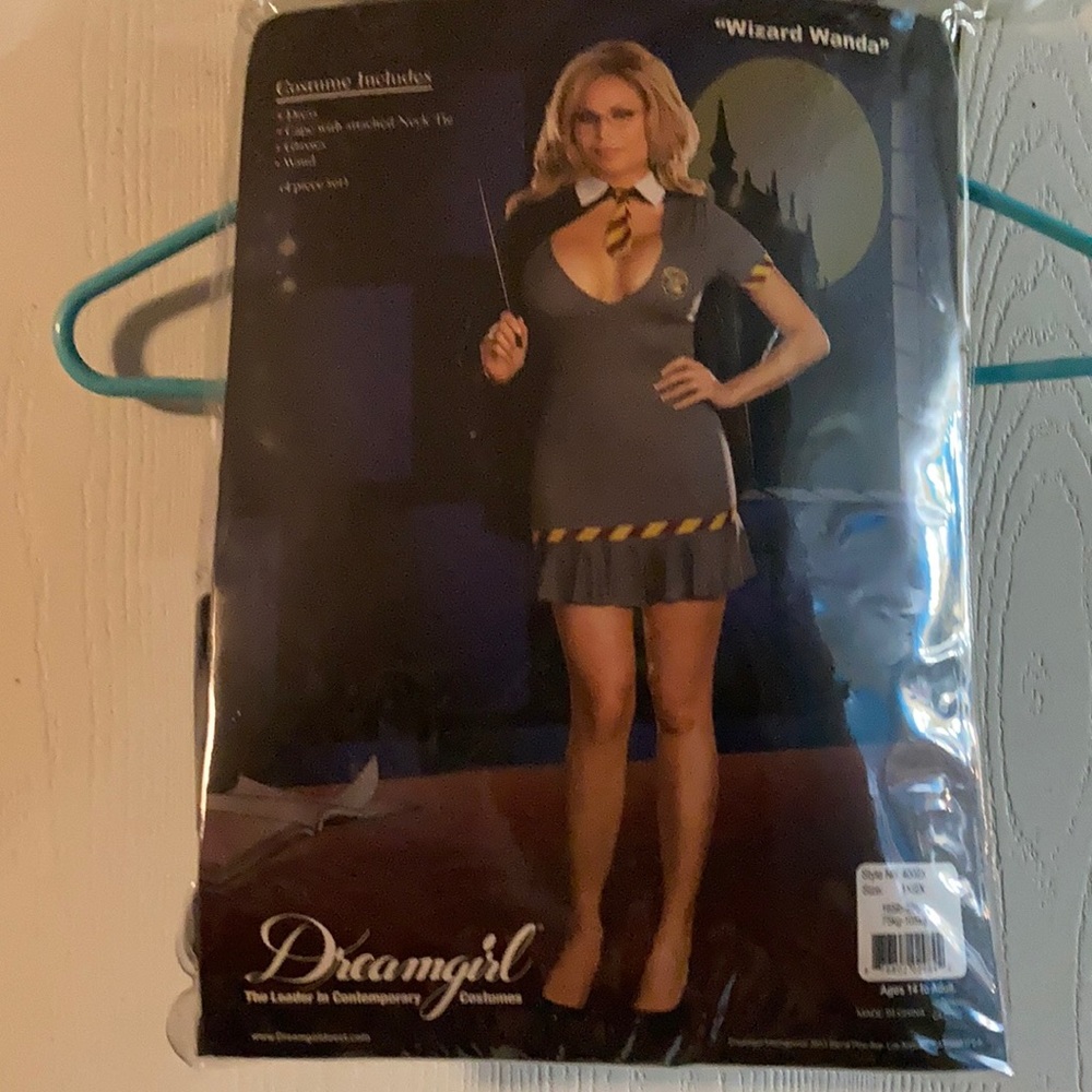 Costume